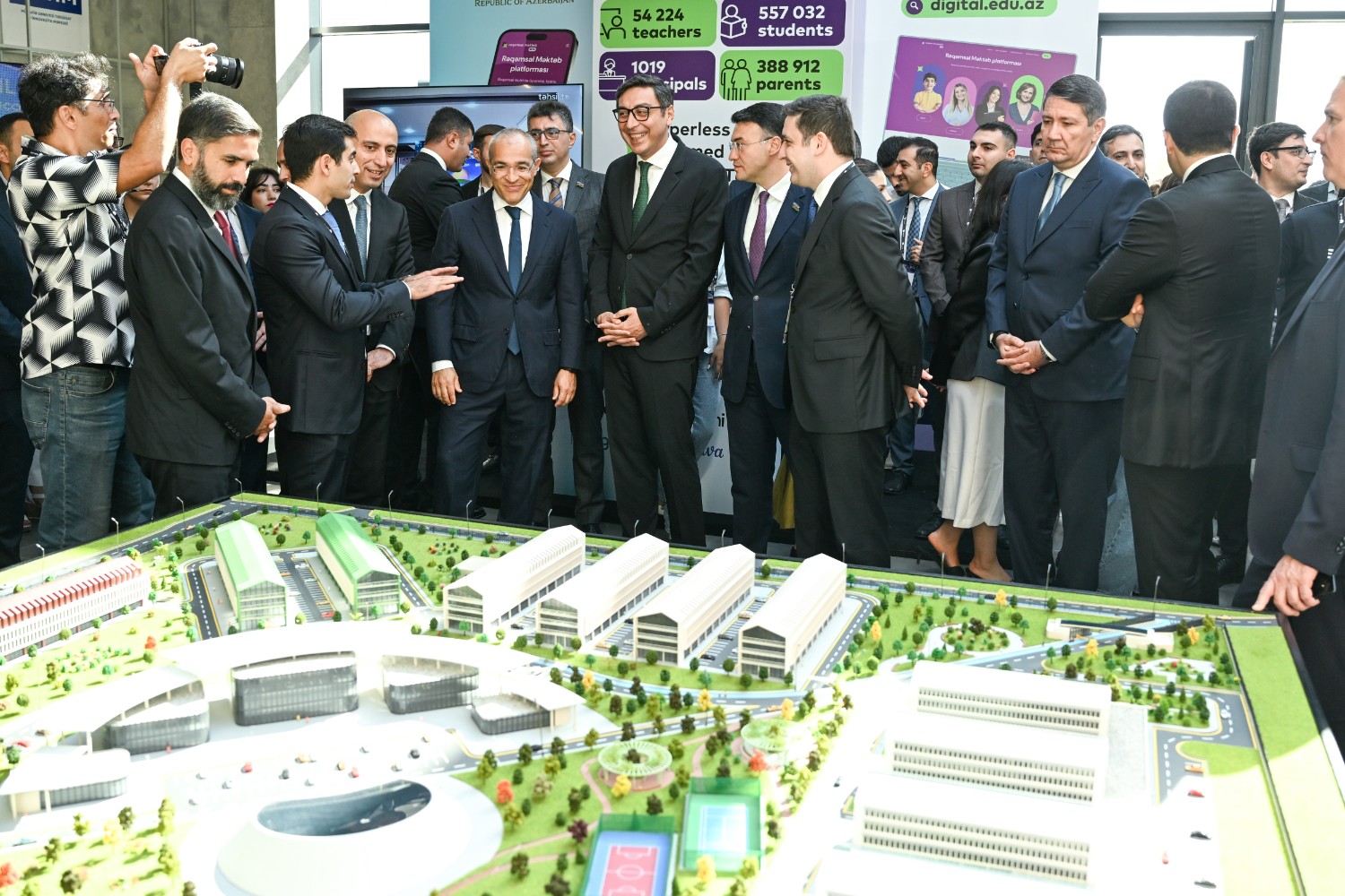 “Baku ID 2026” çərçivəsində “Azərbaycan Bacarıqlar Akseleratoru” üzrə panel müzakirəsi keçirilib